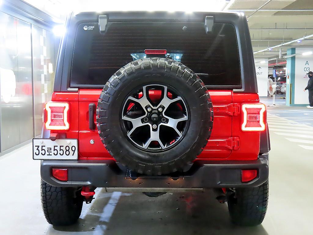 Jeep Wrangler - Vista 5