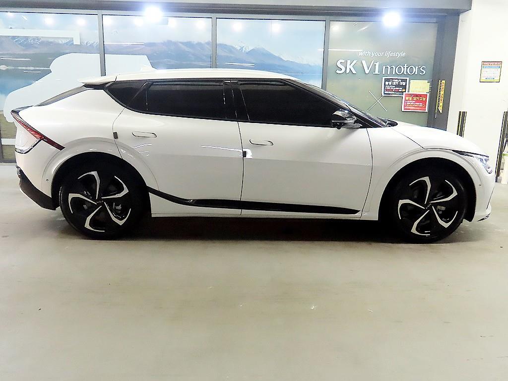 KIA EV6 - Vista 3