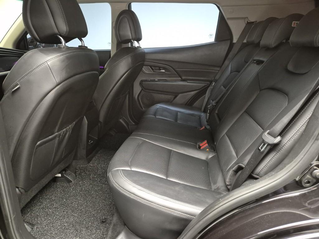 Ssangyong Korando - Vista 12