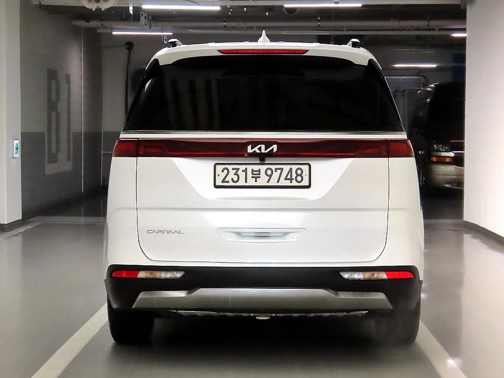 KIA Carnival - Vista 3