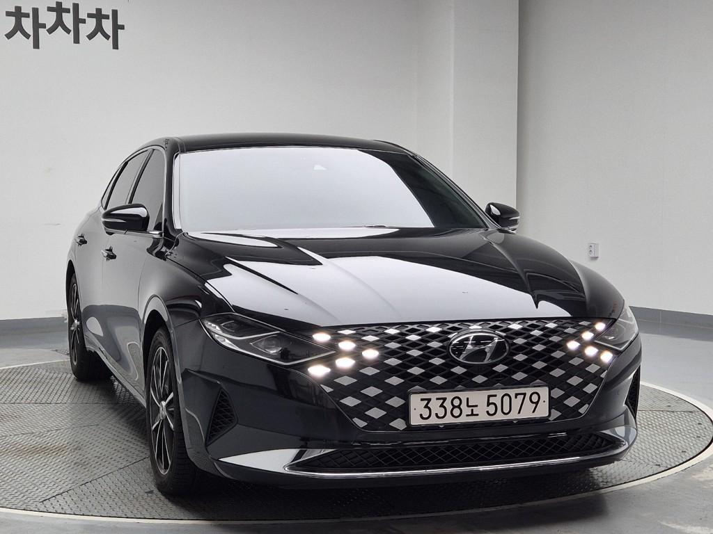 HYUNDAI Grandeur - Vista 4