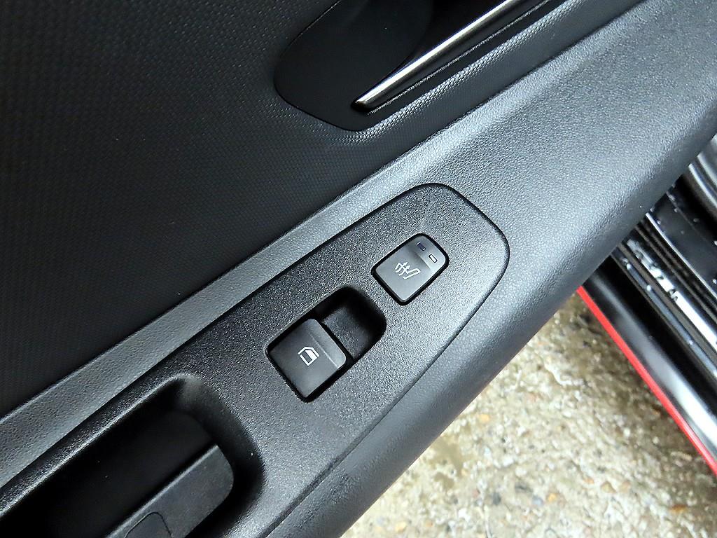 HYUNDAI Avante 2024 Negro - Importación desde Corea - HF Imports Iquique - Foto 16