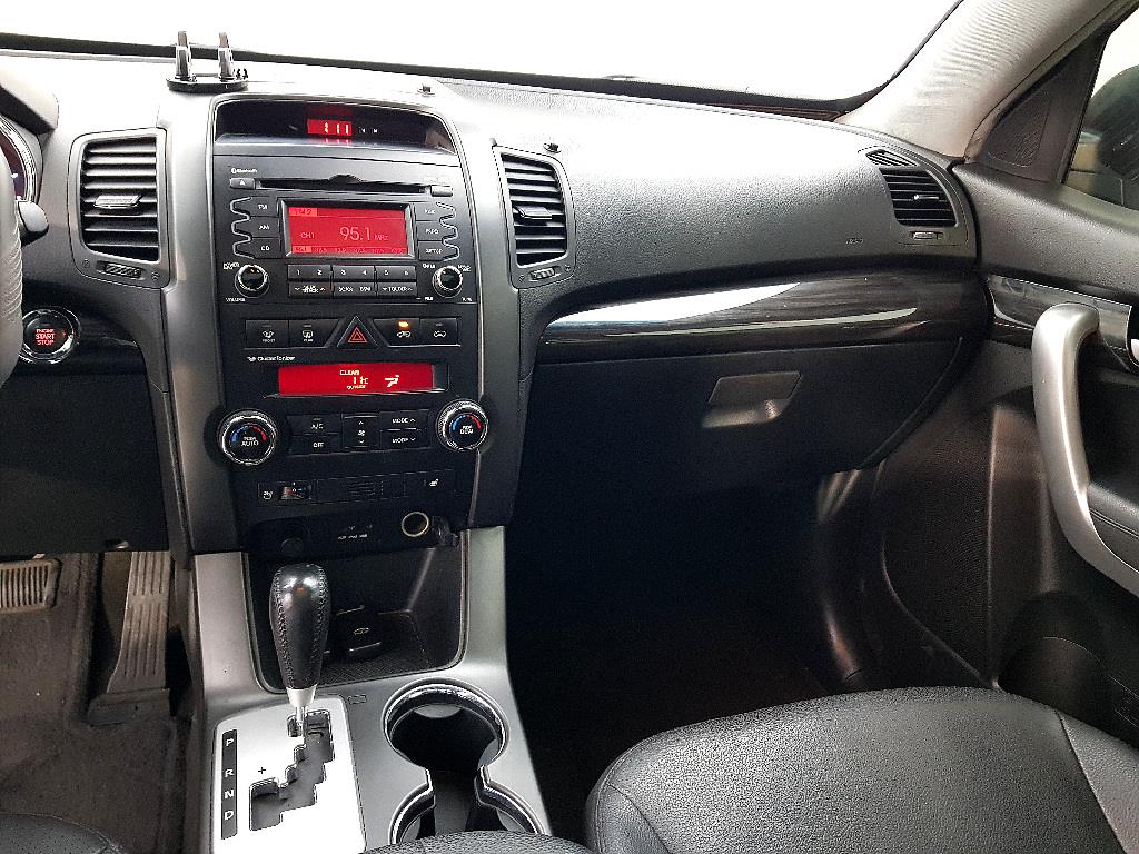 KIA Sorento - Vista 9