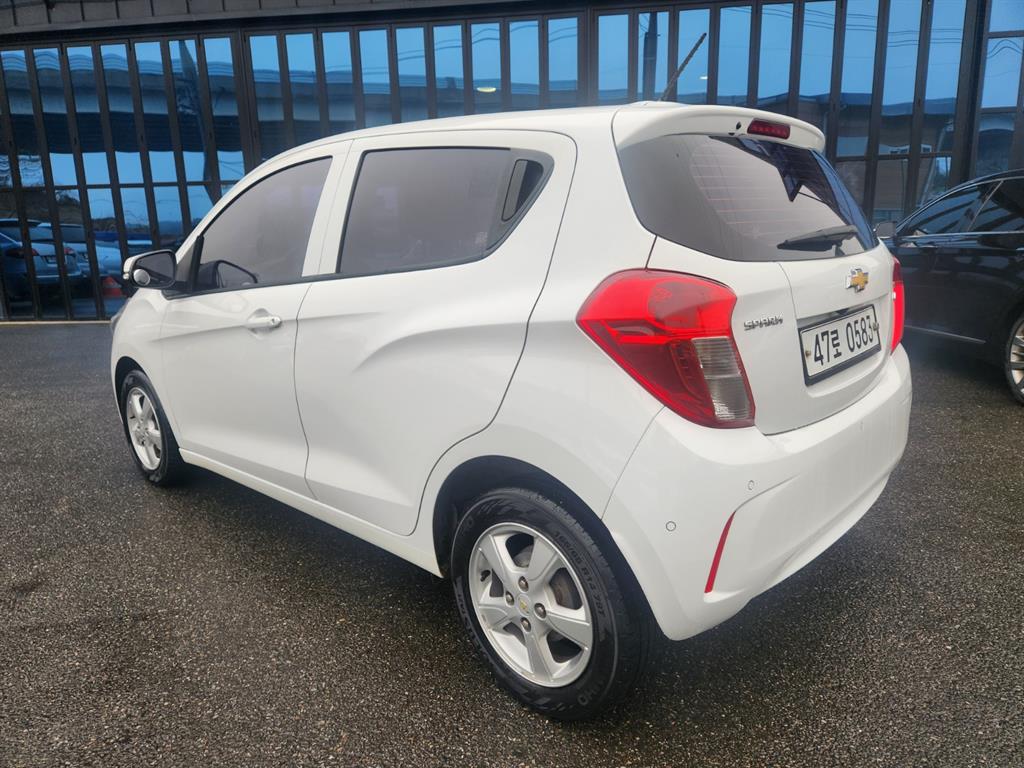 Chevrolet Spark - Vista 4