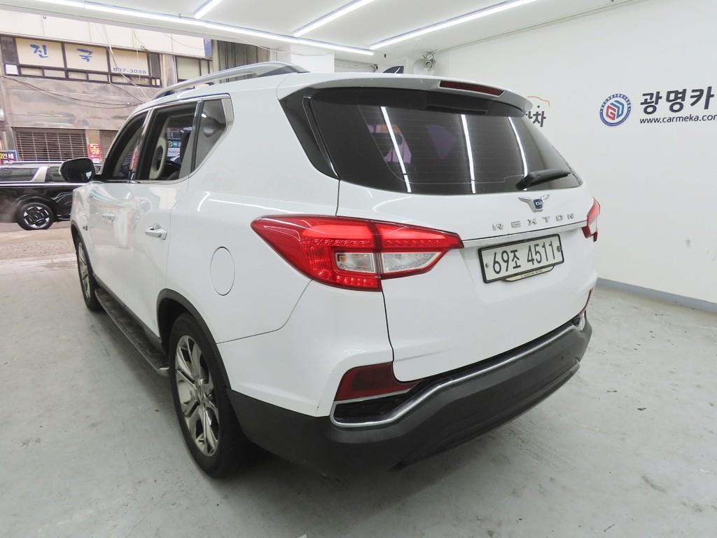 Ssangyong Rexton - Vista 4