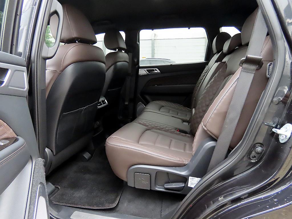 Ssangyong Rexton - Vista 6