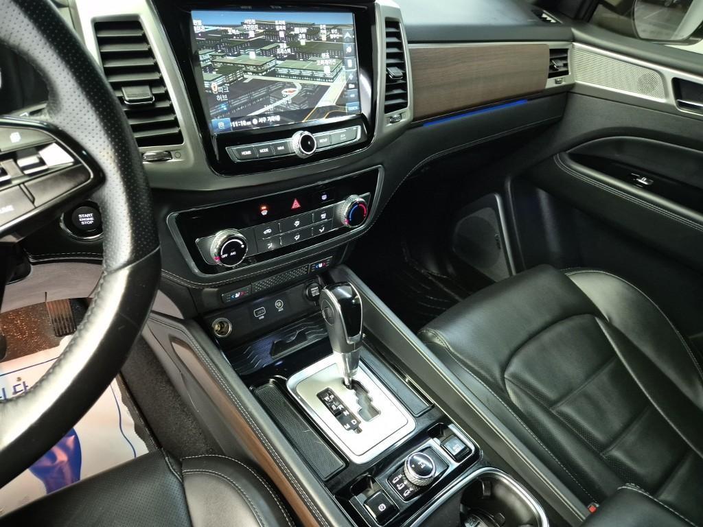 Ssangyong Rexton - Vista 10