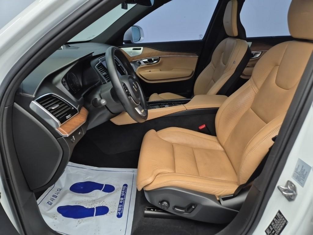 Volvo XC90 - Vista 11