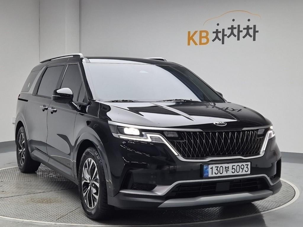 KIA Carnival - Vista 2