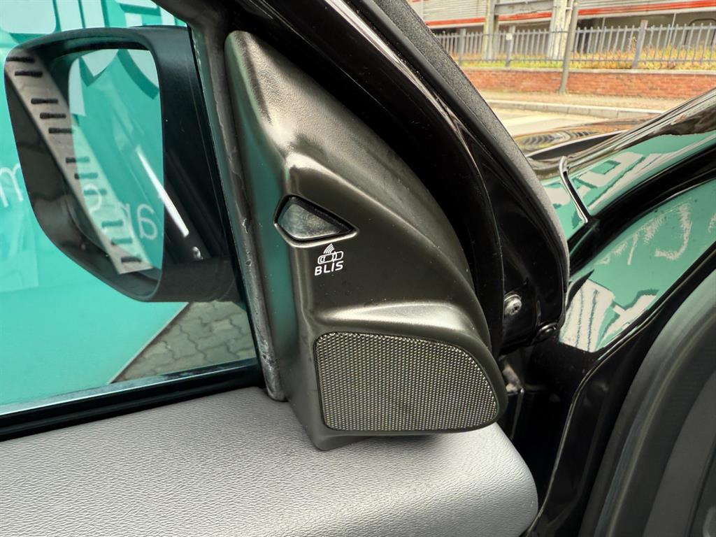 Volvo XC60 2017 Negro - Importación desde Corea - HF Imports Iquique - Foto 13