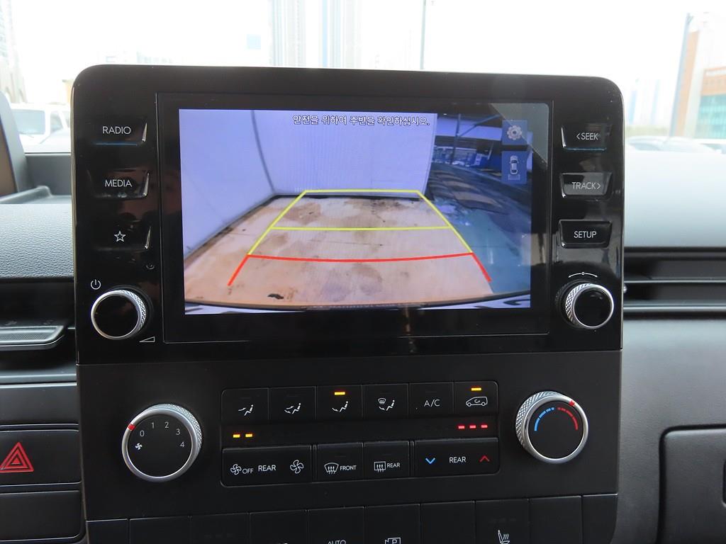 HYUNDAI Staria - Vista 12