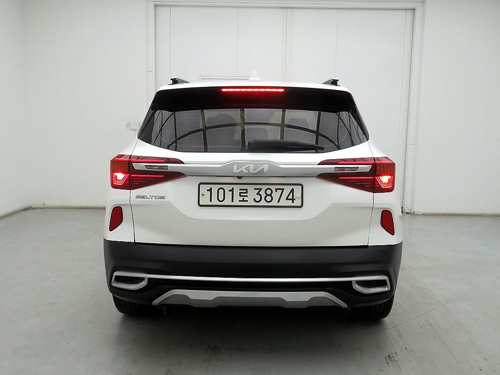 KIA Seltos - Vista 3