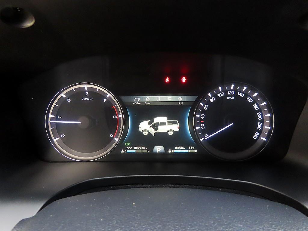 Ssangyong Rexton - Vista 9