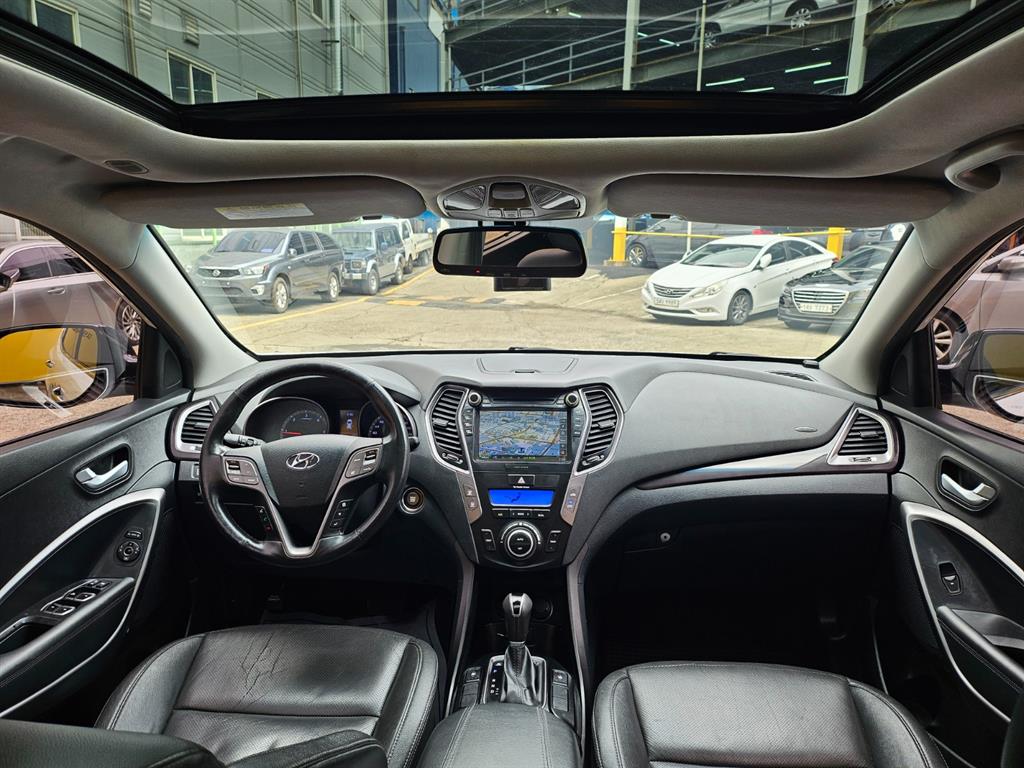 HYUNDAI Santa Fe - Vista 10
