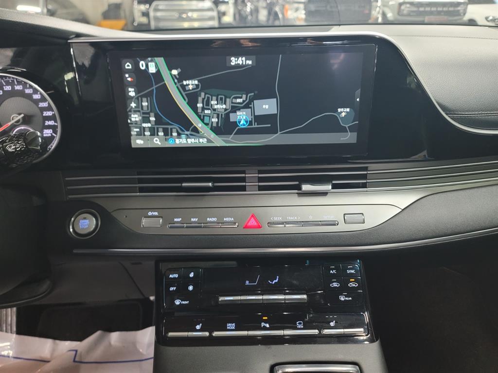 HYUNDAI Grandeur 2022 Negro - Importación desde Corea - HF Imports Iquique - Foto 13