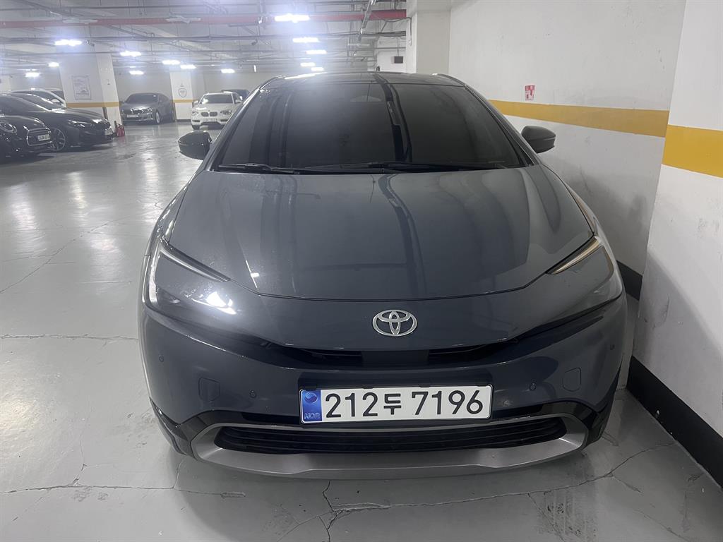 Toyota Prius 2025 Gris - Importación desde Corea - HF Imports Iquique - Foto 20
