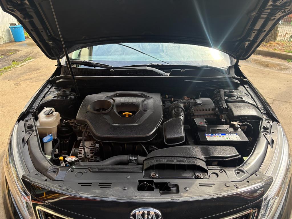 KIA K5 - Vista 7