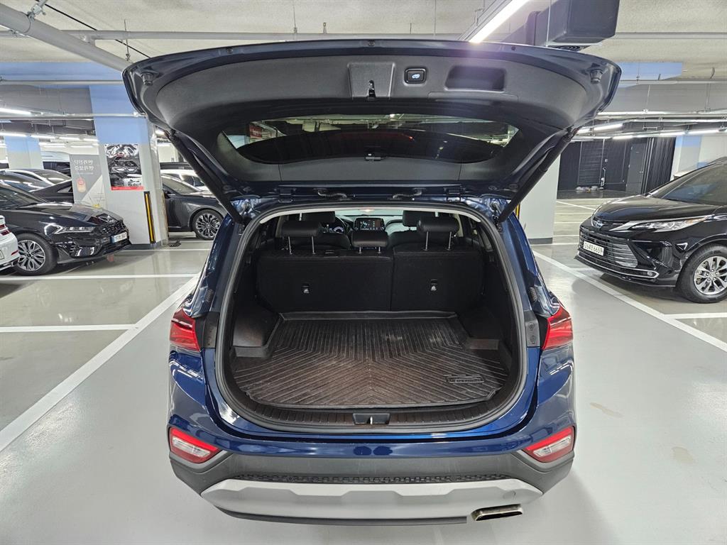 HYUNDAI Santa Fe - Vista 5