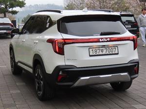 KIA Seltos - Vista 8