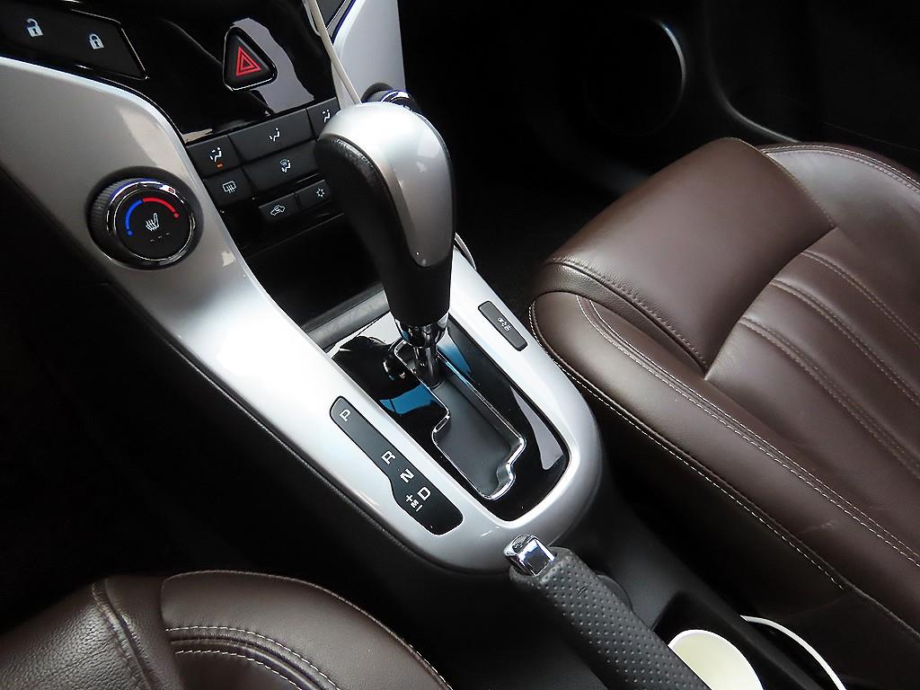 Chevrolet Cruise - Vista 10