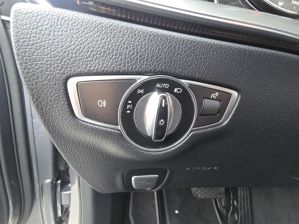 Mercedes Benz E class 2019 Gris - Importación desde Corea - HF Imports Iquique - Foto 18