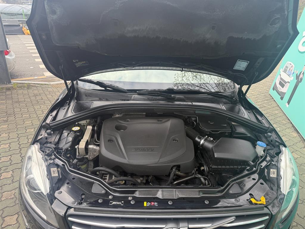 Volvo XC60 - Vista 8