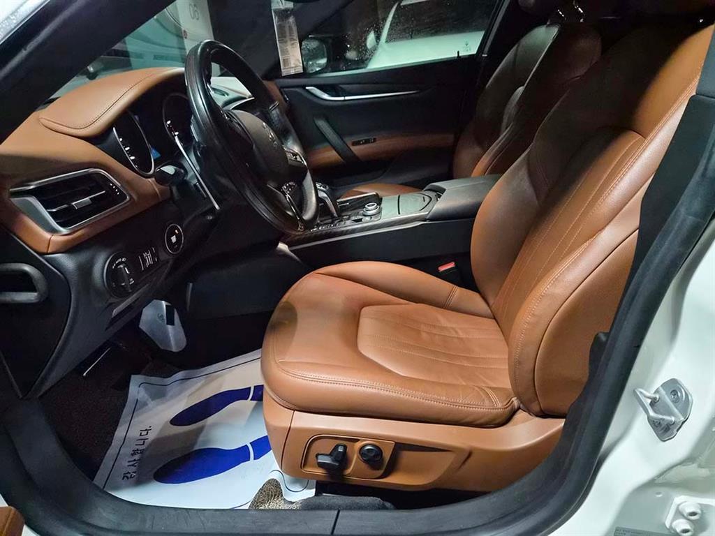 Maserati Ghibli - Vista 6