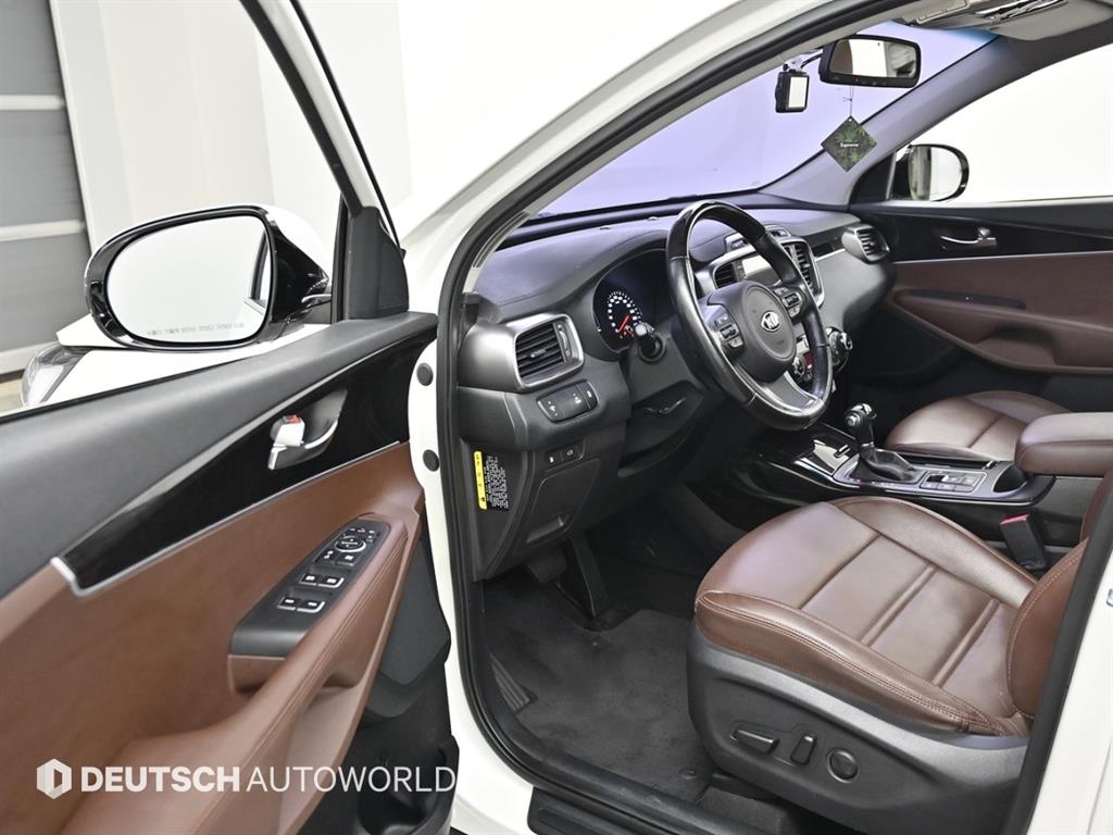 KIA Sorento - Vista 11