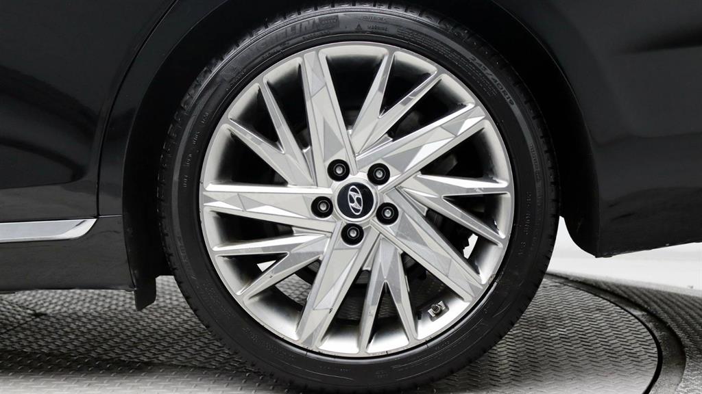 HYUNDAI Grandeur - Vista 11