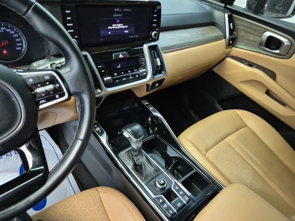 KIA Sorento - Vista 11