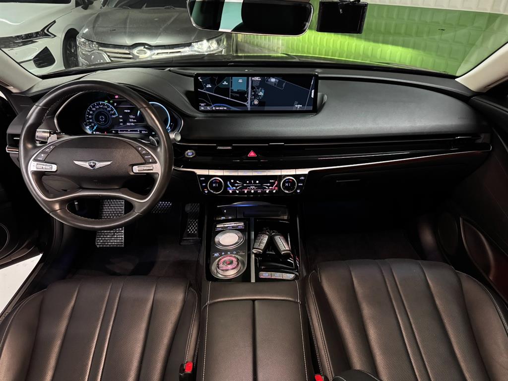 Genesis G80 - Vista 8