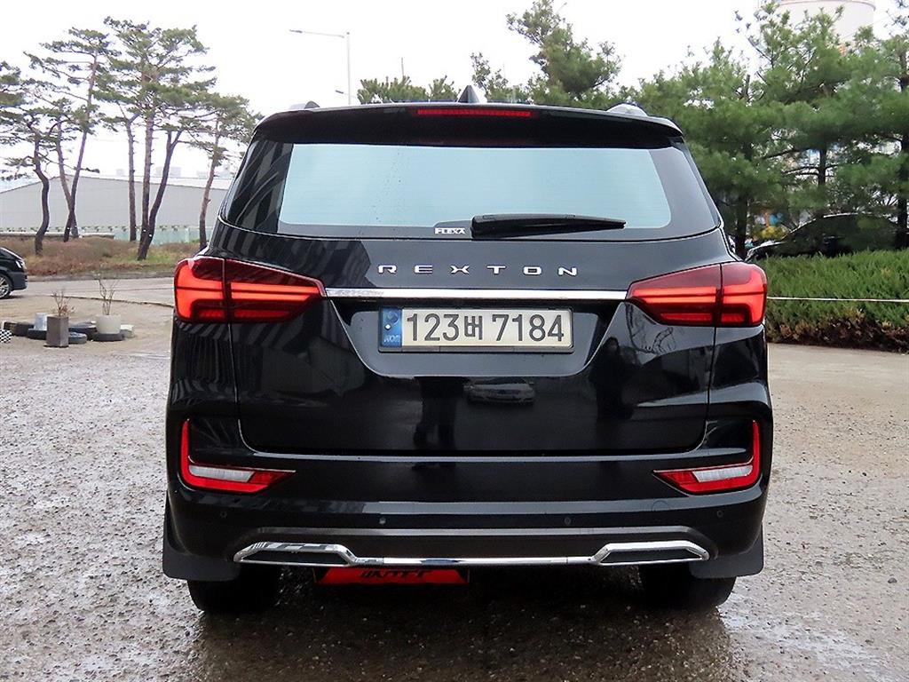 Ssangyong Rexton - Vista 4