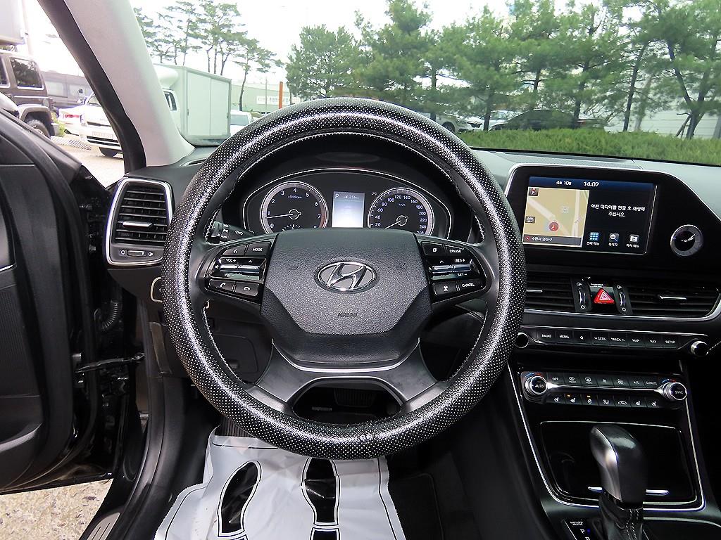 HYUNDAI Grandeur - Vista 8