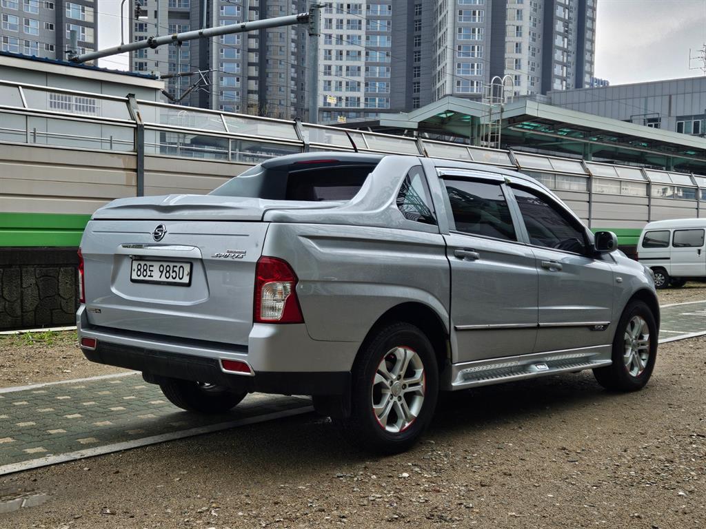 Ssangyong Korando - Vista 6