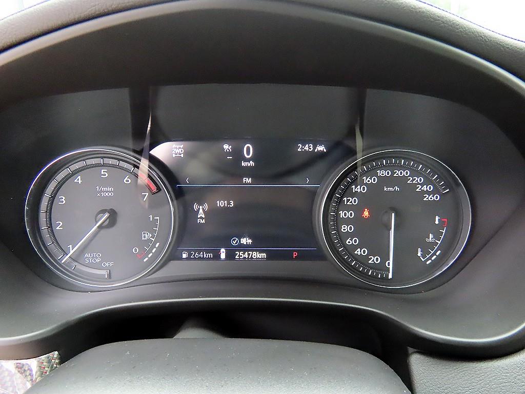 Cadillac XT4 - Vista 9