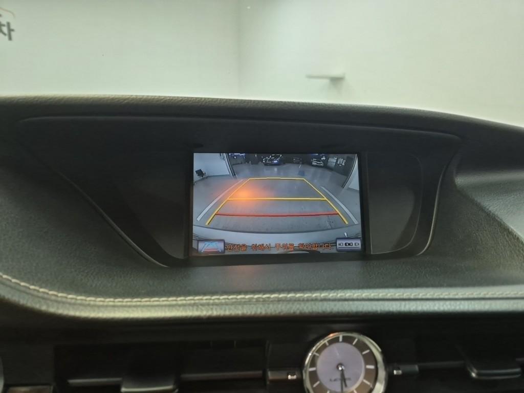 Lexus ES 2014 Plateado - Importación desde Corea - HF Imports Iquique - Foto 14