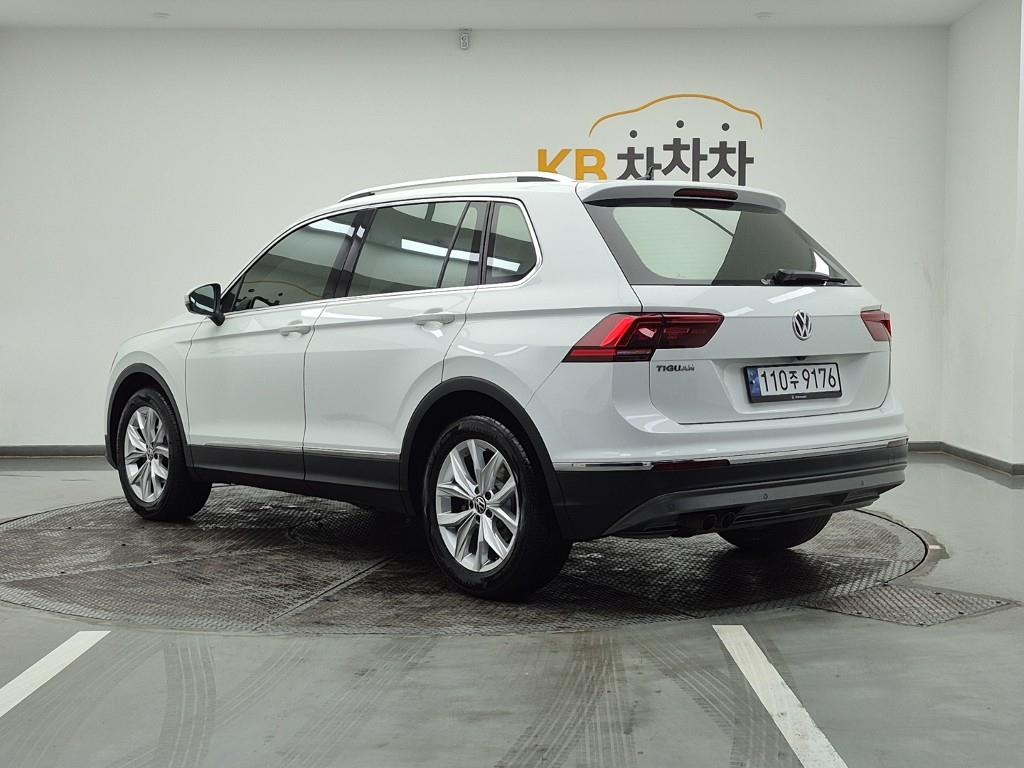 Volkswagen Tiguan - Vista 3