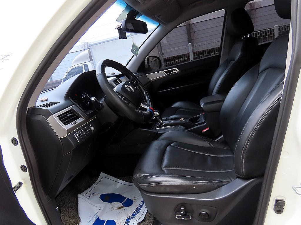 Ssangyong Rexton - Vista 5