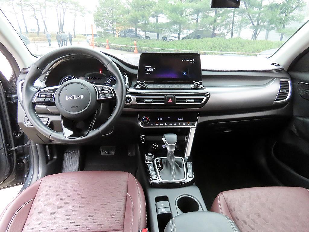 KIA Seltos - Vista 7