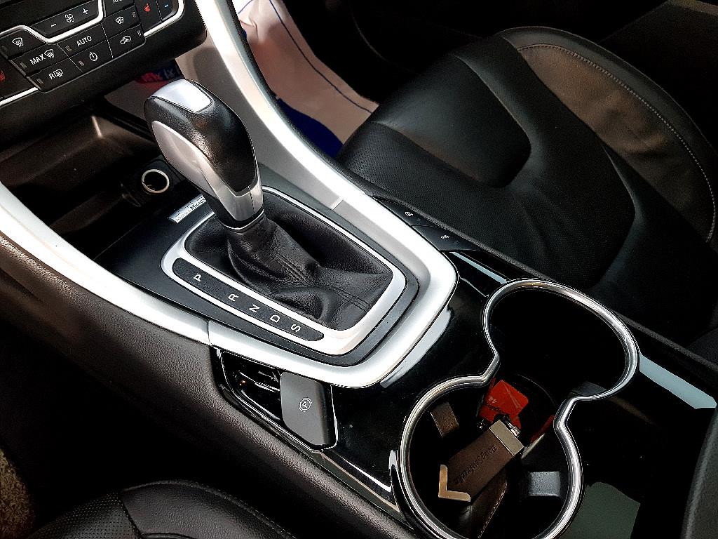 Ford Mondeo 2015 Negro - Importación desde Corea - HF Imports Iquique - Foto 14