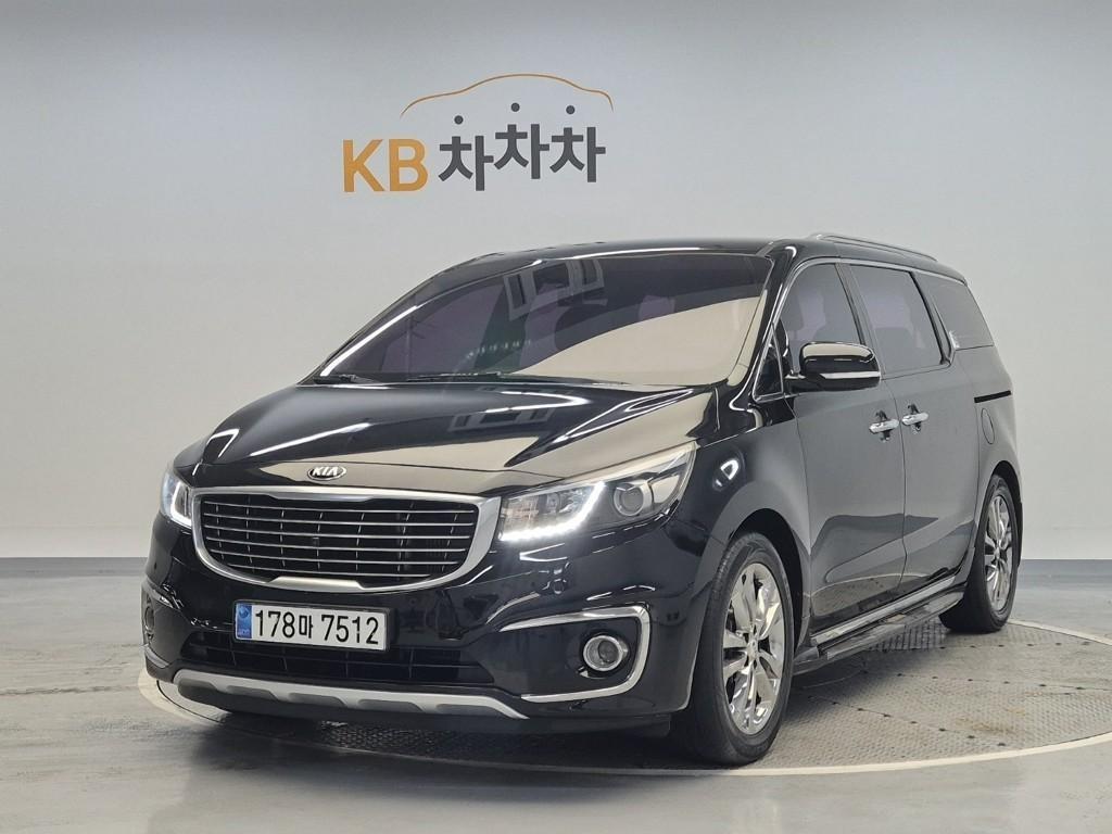 KIA Carnival 2017 Negro - Importación desde Corea - HF Imports Iquique - Foto 1