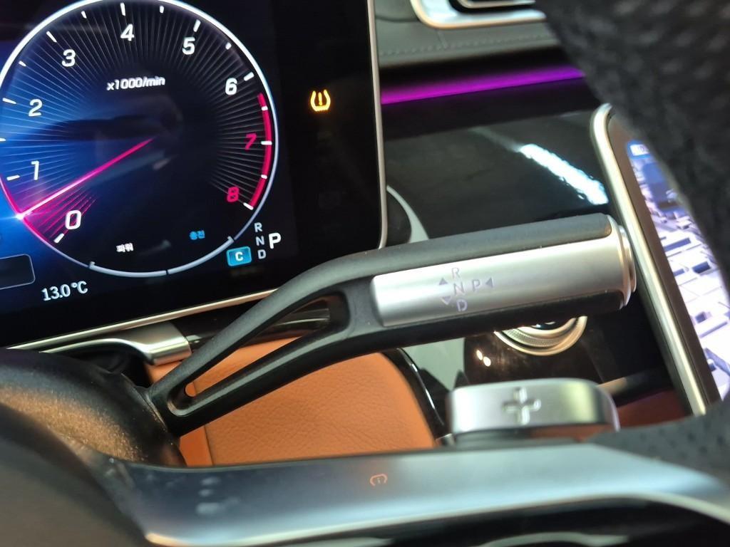 Mercedes Benz S Class - Vista 8