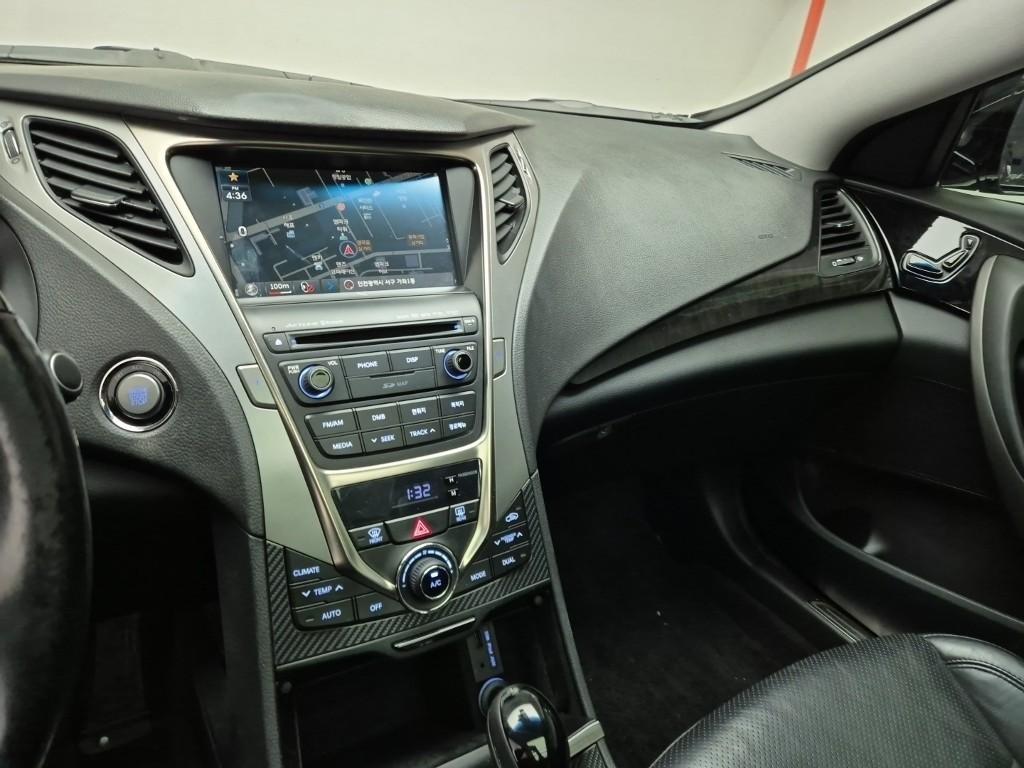 HYUNDAI Grandeur 2014 Negro - Importación desde Corea - HF Imports Iquique - Foto 13