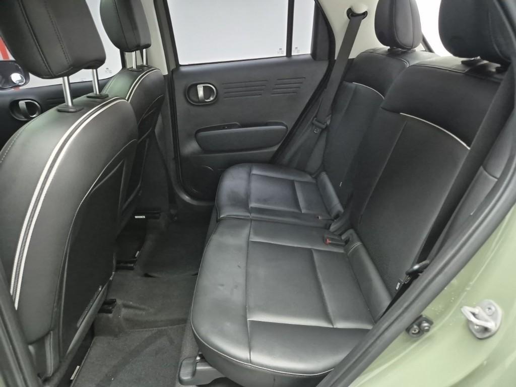HYUNDAI Casper - Vista 12