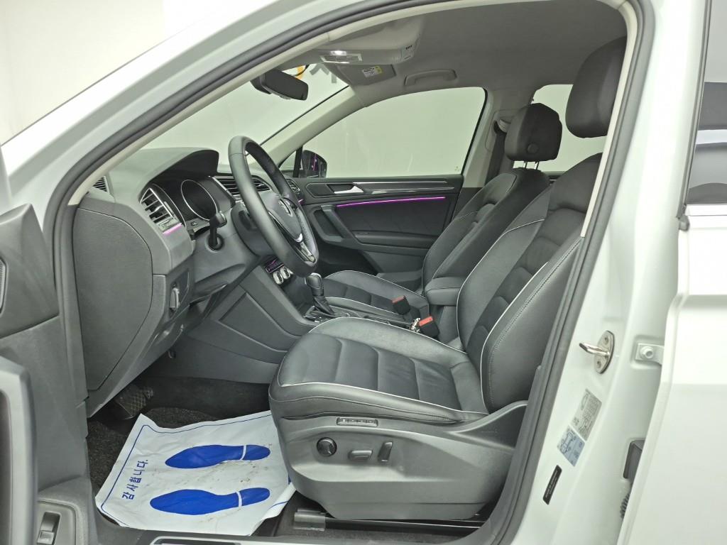 Volkswagen Tiguan - Vista 11