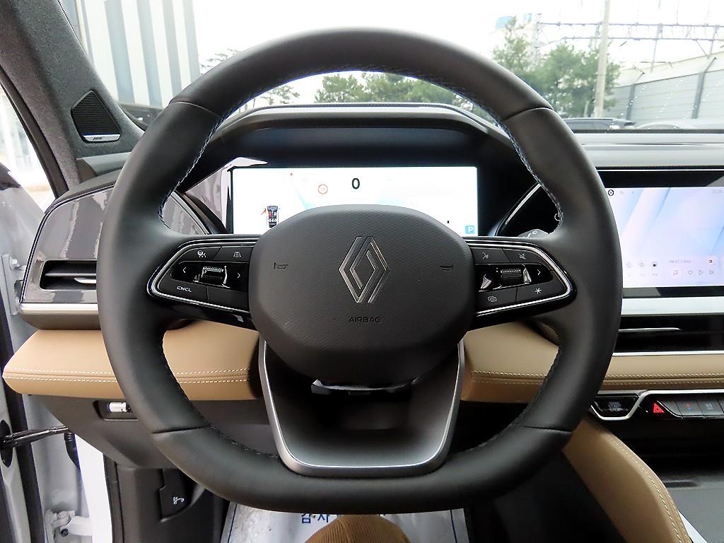 SAMSUNG Grand Koleos - Vista 8