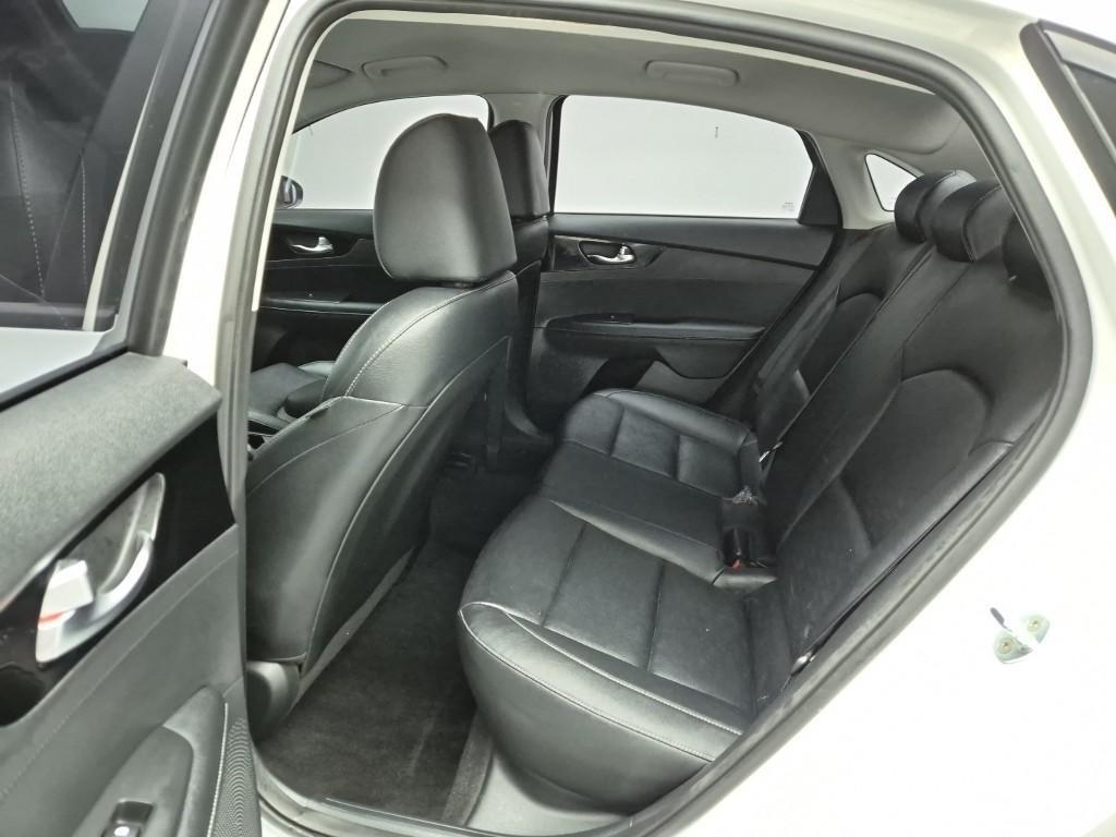 KIA K3 - Vista 12