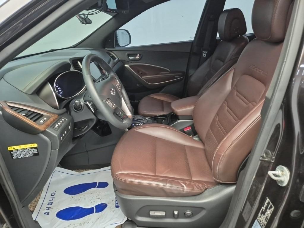 HYUNDAI Maxcruz - Vista 9