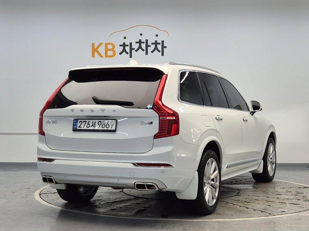 Volvo XC90 - Vista 3