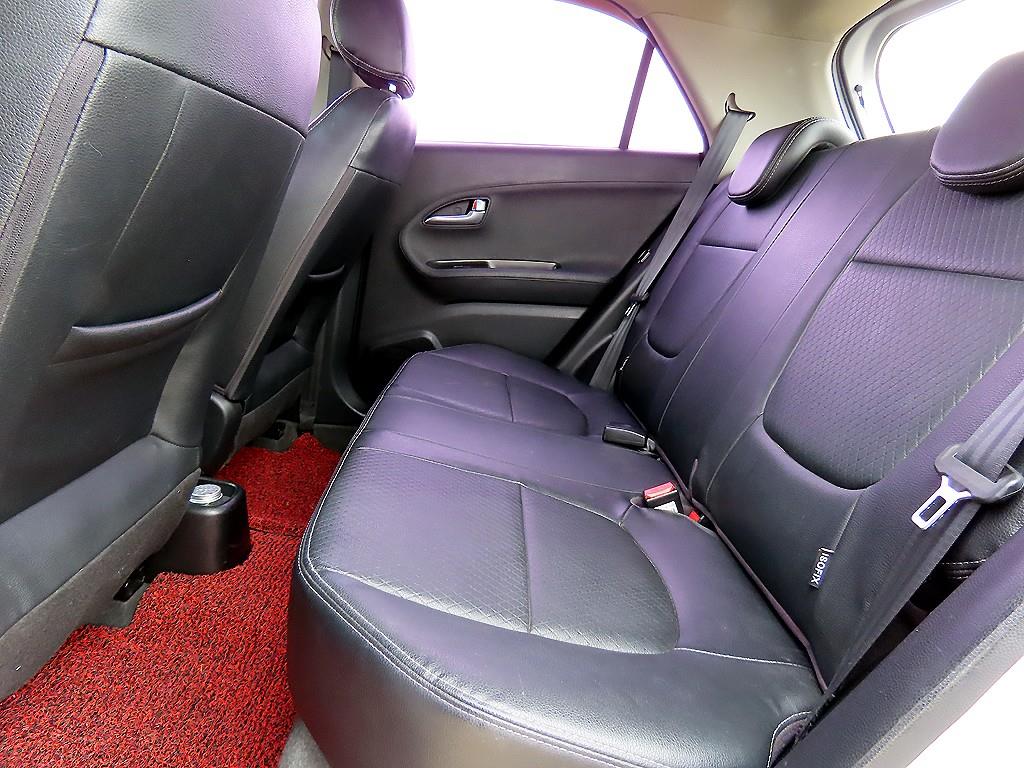 KIA Morning - Vista 6